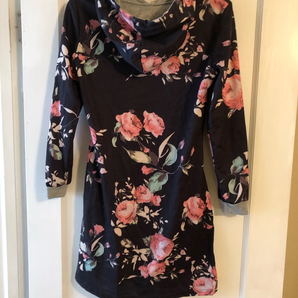 Sweatshirt dress